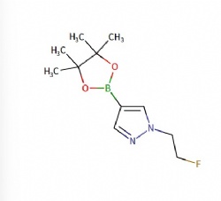 1-(2-fluoroethyl)-4-(4,4,5,5-tetramethyl-1,3,2-dioxaborolan-2-yl)-1H-pyrazole