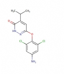 6-(4-amino-2,6-dichlorophenoxy)-4-isopropylpyridazin-3(2H)-one